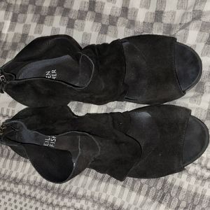 Eileen Fisher Black Wedge Heels Women's Size 5